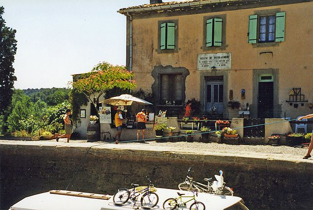 bicycles at canal du midi